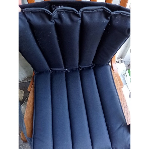 Red Dog Beer Black Folding Bleacher Cushion Stadium Seat with Shoulder Strap USA - Picture 4 of 11